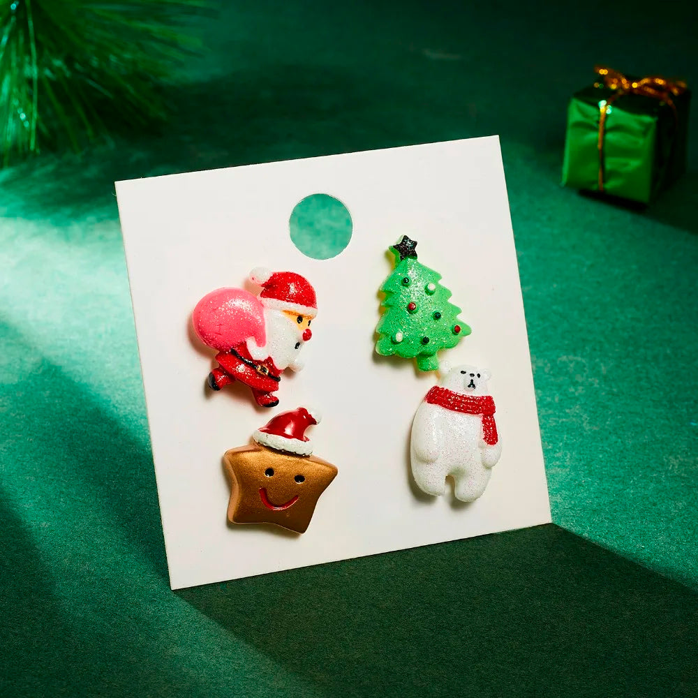 Fashion Christmas Brooch Badge Set – Cute Snowman, Snowflake, Deer, Bell & Tree Pins for Women & Kids